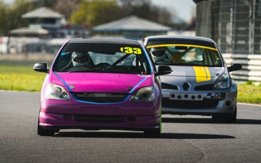 Paul Knight & Andrew Williams in formation heading into Quarry, during the first WRDA WSSCC race.